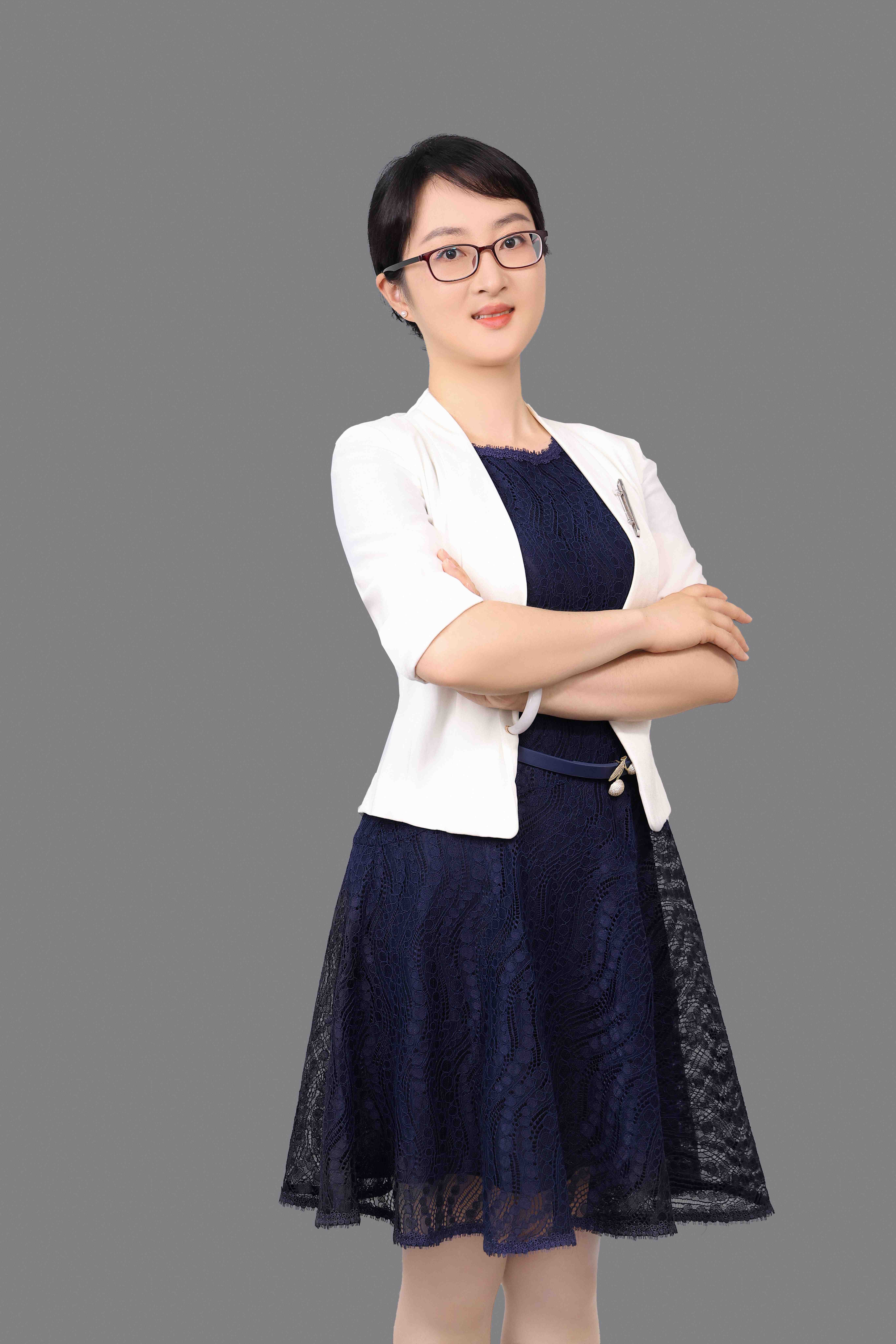 李凌.jpg